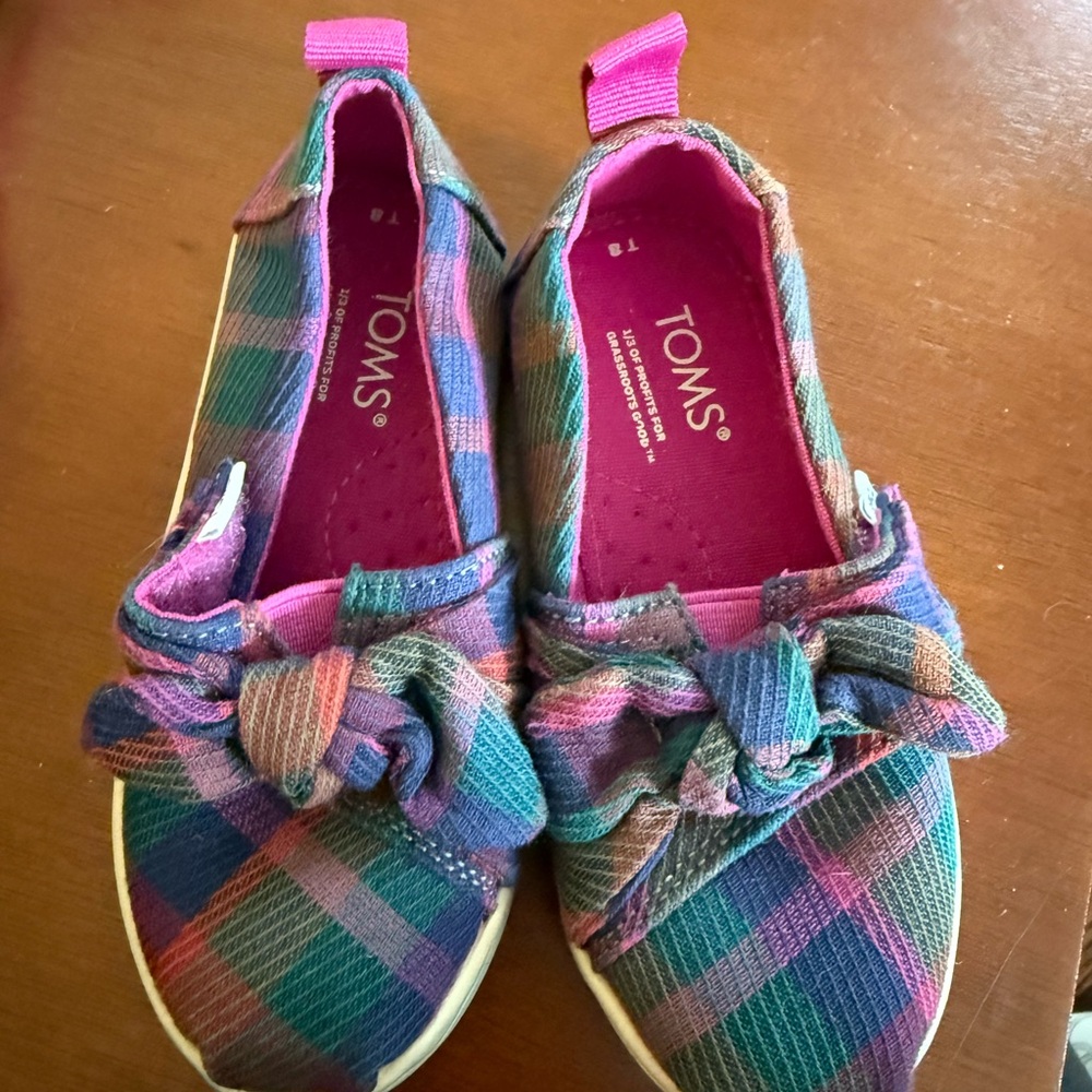 TOMS Kids Plaid Sneakers - Pink and Blue